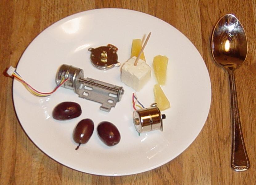 Stepping motors out of subminiature printers and 3-1/2 inch floppies